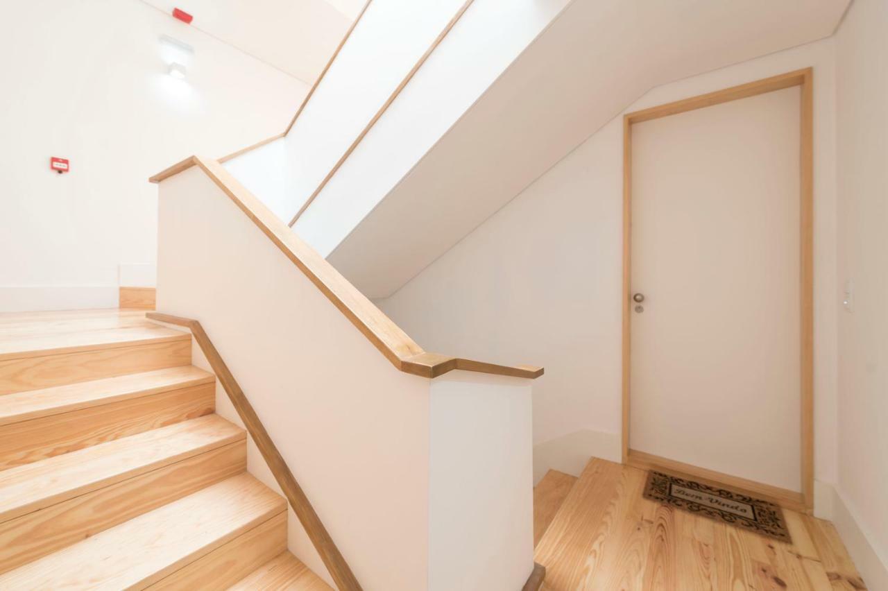 Almada Music Apartment Porto Luaran gambar